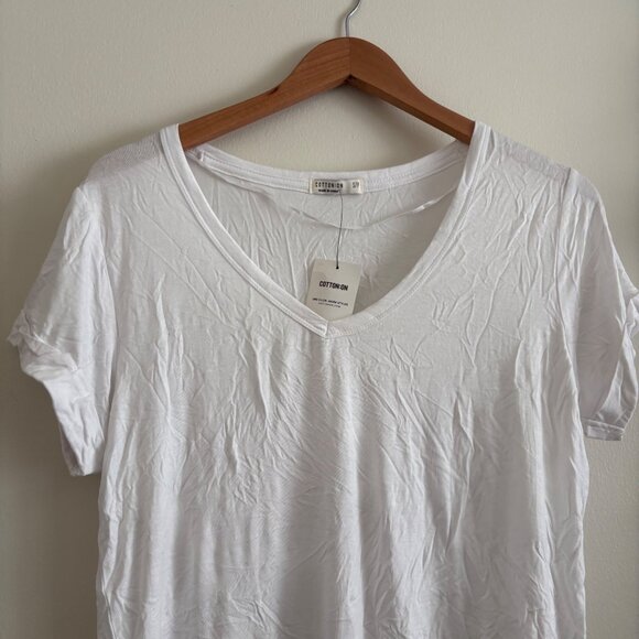 Cotton On V-Neck Short Sleeve Shirt White NWT Women’s Size S - Picture 3 of 6